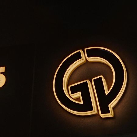 Golden Palace Residency Belagula Eksteriør bilde